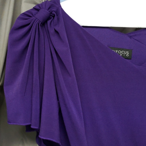 Size 6 bodycon dress - Picture 4 of 5